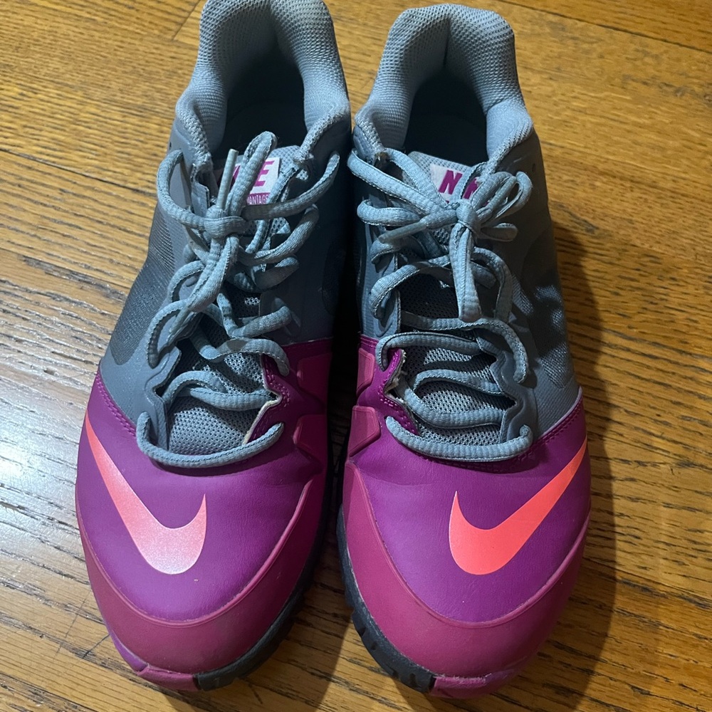 Nike tennis shoes